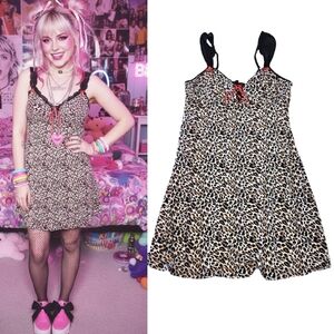 VTG Y2K Betsey Johnson Cheetah Pink Lace Up Slip Dress Coquette Mini Chemise L